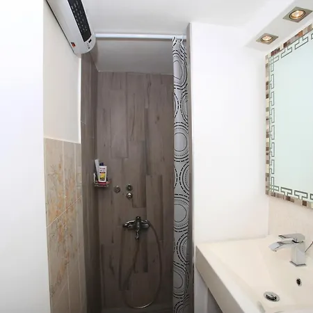 Apartmán With A Garden View *